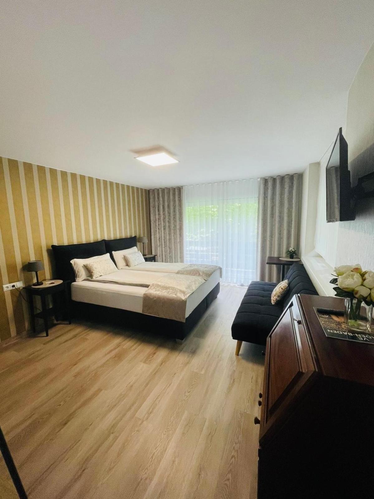 Apartamento Auf Der Alm 21 N.6 Baden-Baden Exterior foto